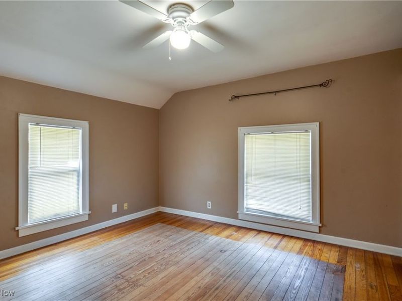 377 Hillsdale Avenue, Barberton, OH 44203 Photo 16