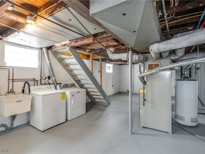 377 Hillsdale Avenue, Barberton, OH 44203 Photo 19