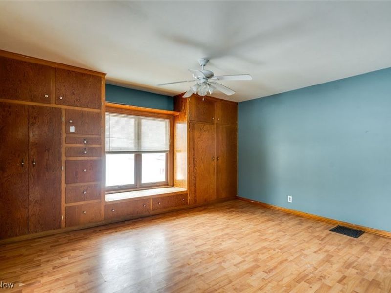 377 Hillsdale Avenue, Barberton, OH 44203 Photo 5