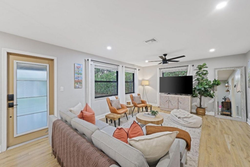 1646 NE 3rd Avenue, Delray Beach, FL 33444 Photo