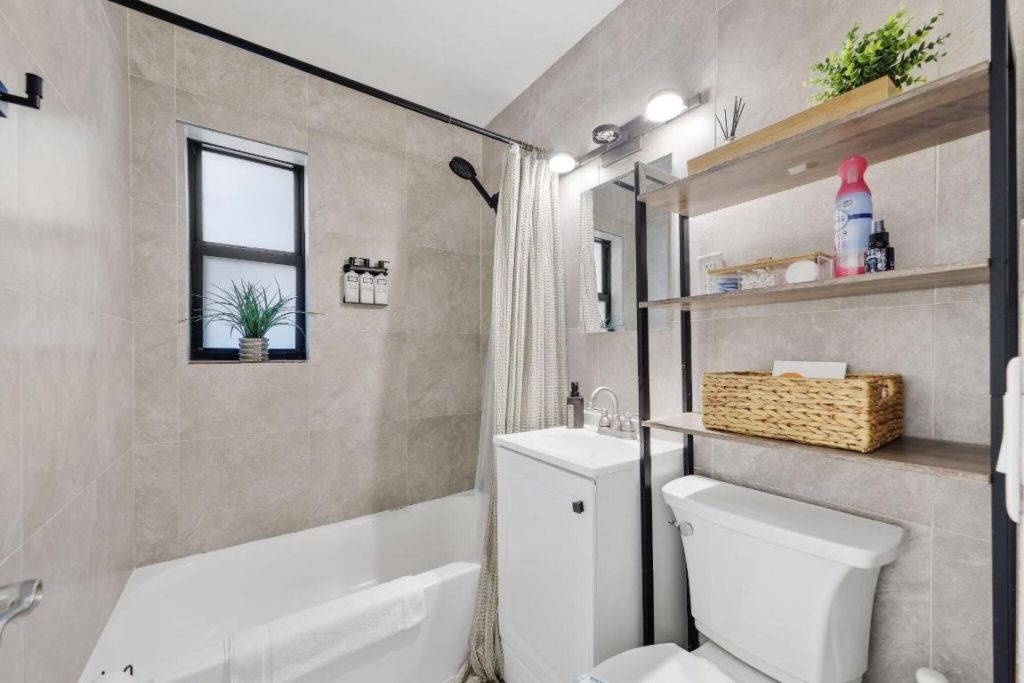 1646 NE 3rd Avenue, Delray Beach, FL 33444 Photo