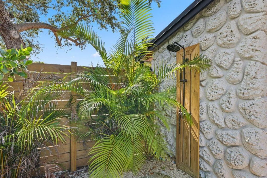 1646 NE 3rd Avenue, Delray Beach, FL 33444 Photo