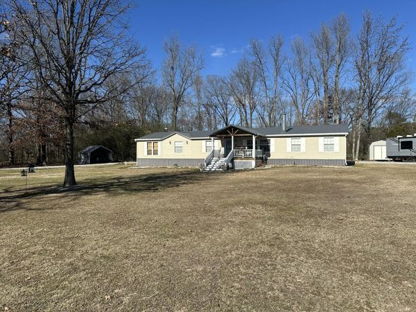 100 Waldrip Road, Batesville, AR 72501