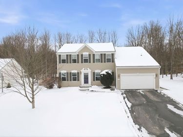 4473 Millstream Drive, Clay, NY 13041