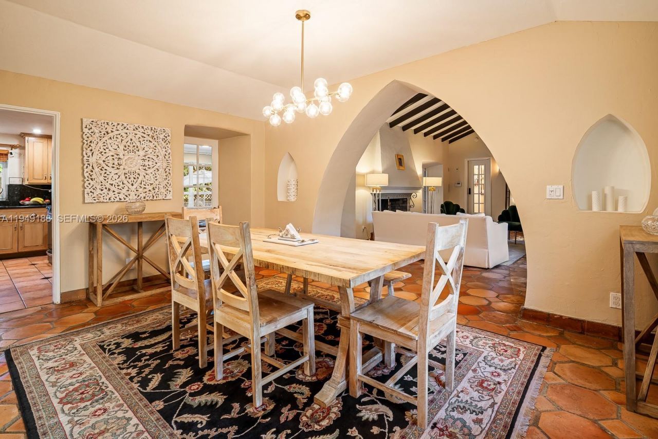 1315 Granada Blvd, Coral Gables, FL 33134 Photo