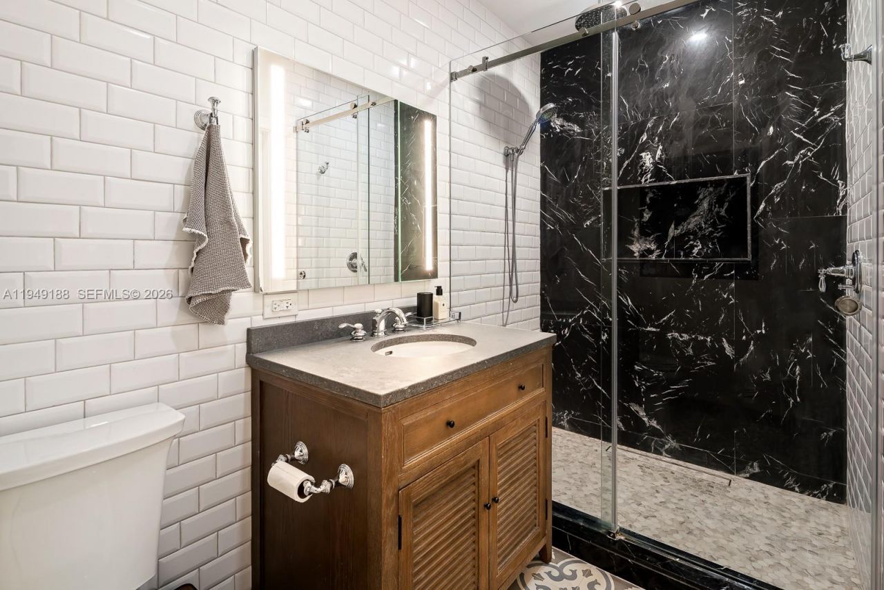 1315 Granada Blvd, Coral Gables, FL 33134 Photo