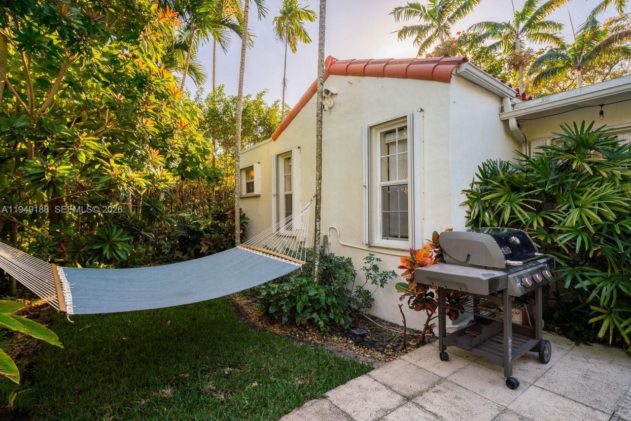 1315 Granada Blvd, Coral Gables, FL 33134 Photo