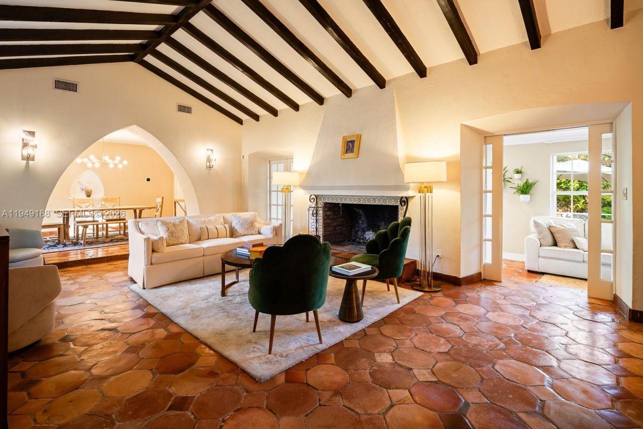 1315 Granada Blvd, Coral Gables, FL 33134 Photo