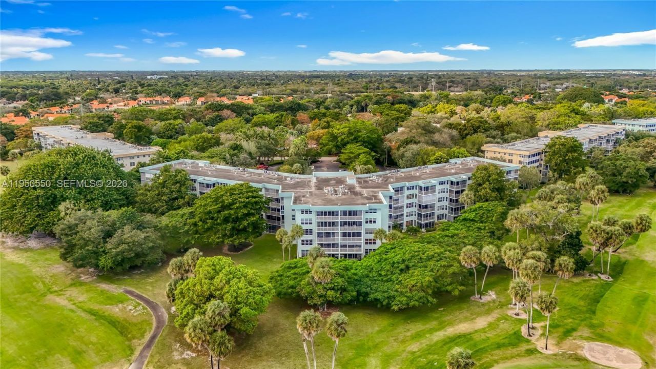 806 Cypress Grove Ln, Unit 303, Pompano Beach, FL 33069 Photo