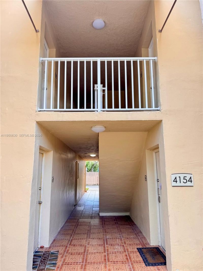 4154 NW 79th Ave, Unit 2B, Doral, FL 33166 Photo