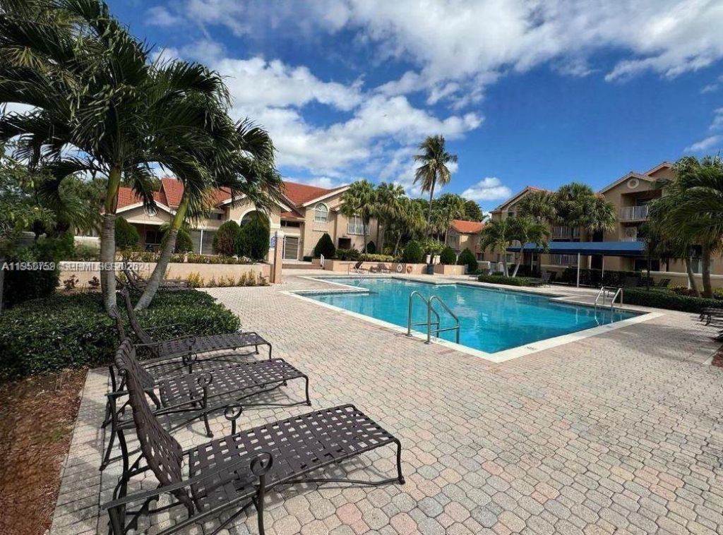 Please Call For Address, Unit 304, Miami, FL 33196 Photo