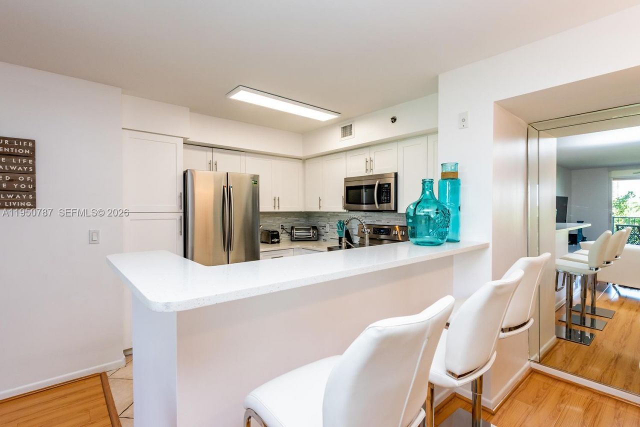 19801 E Country Club Dr, Unit 4501, Aventura, FL 33180 Photo