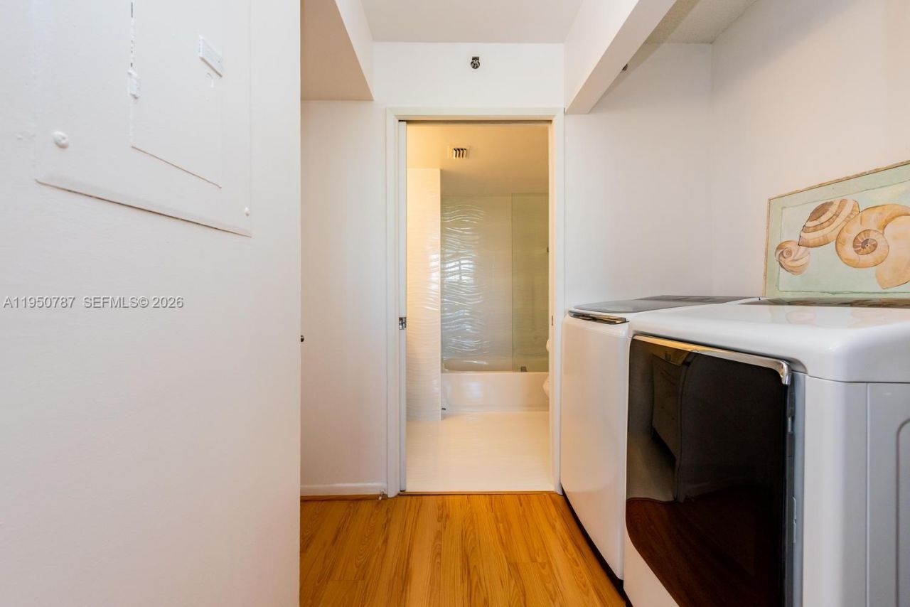 19801 E Country Club Dr, Unit 4501, Aventura, FL 33180 Photo