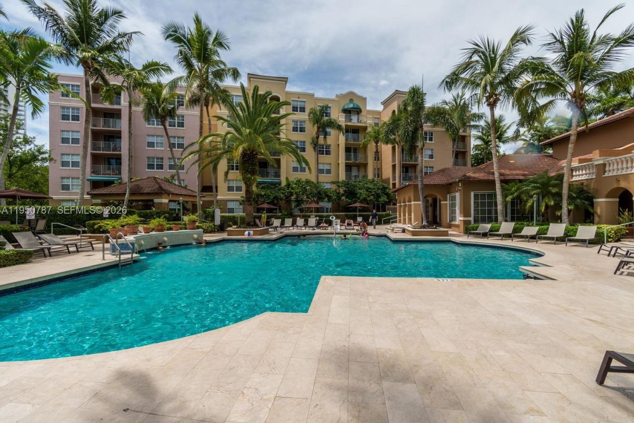 19801 E Country Club Dr, Unit 4501, Aventura, FL 33180 Photo