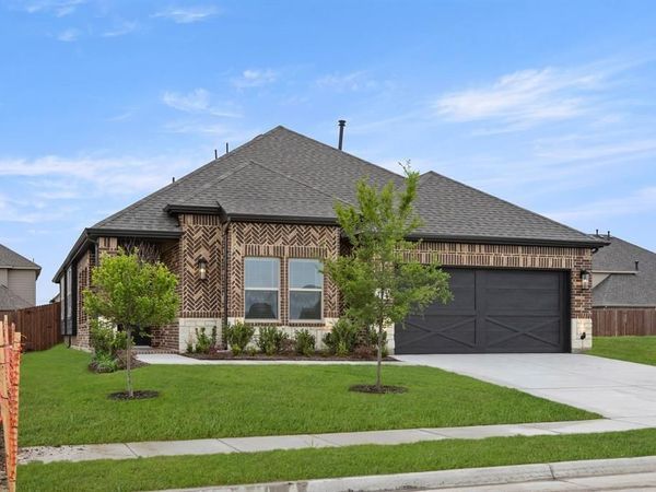 1315 Woodpecker Lane, Mansfield, TX 76063