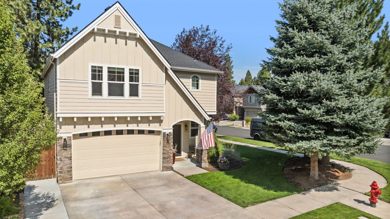 19788 Chicory Avenue, Bend, OR 97702 Main Photo