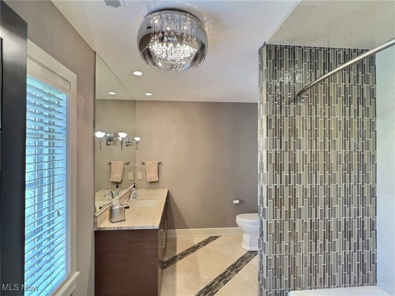 32894 Lake Road, Avon Lake, OH 44012 Photo 20