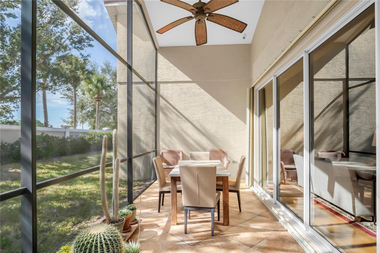 6682 41st Street Circle E, Sarasota, FL 34243 Photo