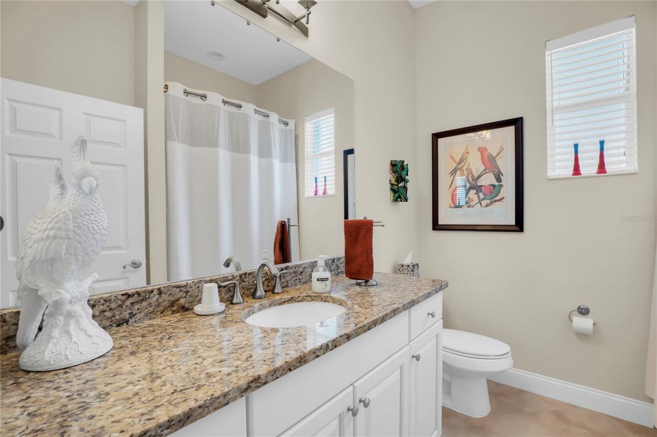 6682 41st Street Circle E, Sarasota, FL 34243 Photo