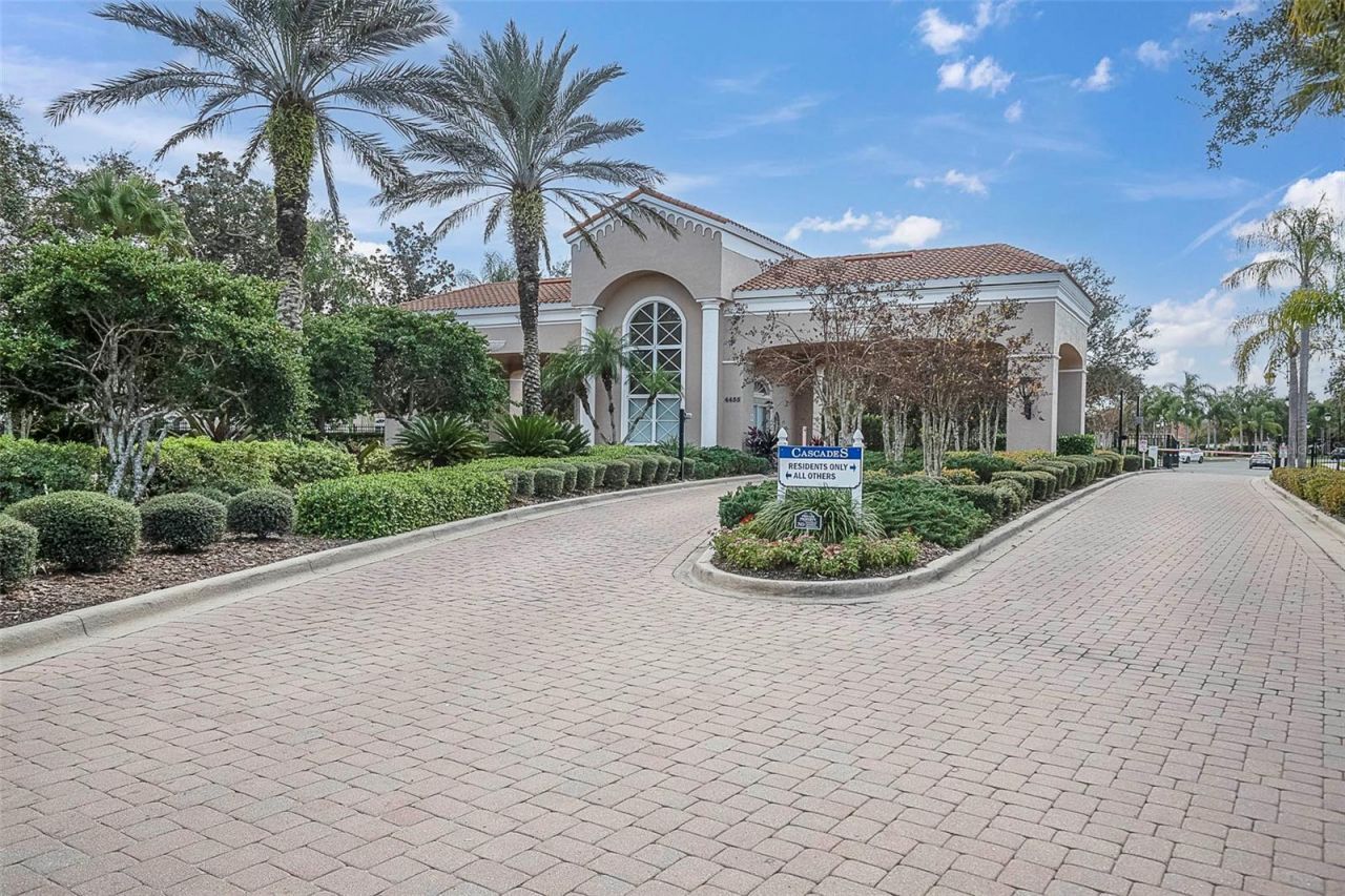 6682 41st Street Circle E, Sarasota, FL 34243 Photo