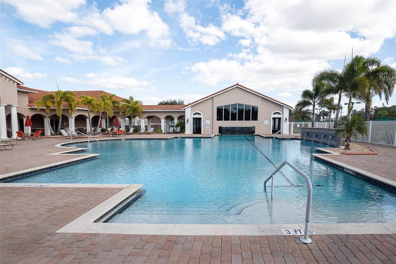 6682 41st Street Circle E, Sarasota, FL 34243 Photo