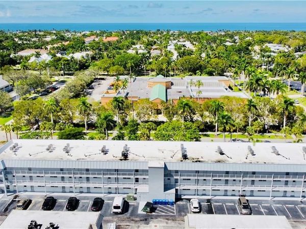 72 7th ST S, Unit 306, NAPLES, FL 34102