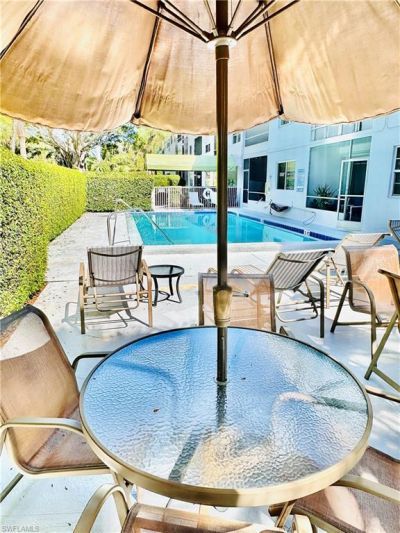 72 7th St S, Unit 306, Naples, FL 34102 Photo