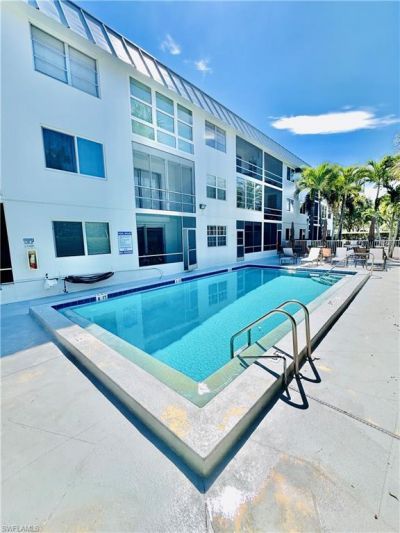 72 7th St S, Unit 306, Naples, FL 34102 Photo