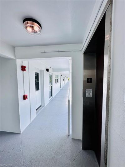 72 7th St S, Unit 306, Naples, FL 34102 Photo