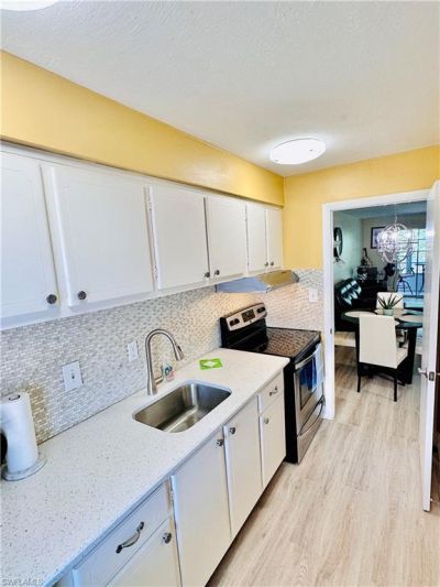 72 7th St S, Unit 306, Naples, FL 34102 Photo