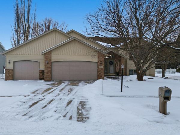 783 14 1/2 Avenue E, West Fargo, ND 58078