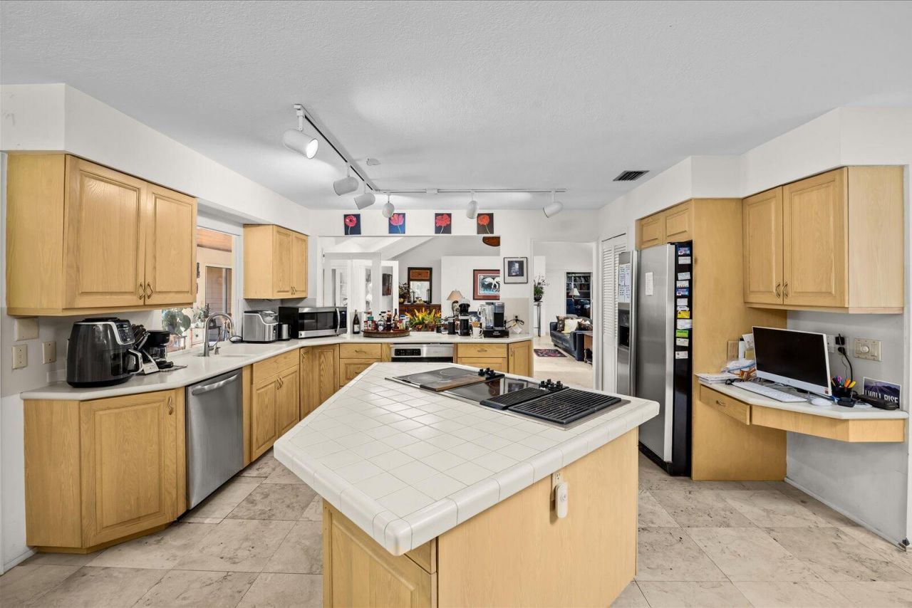 1995 SW Saint Andrews Drive, Palm City, FL 34990 Photo