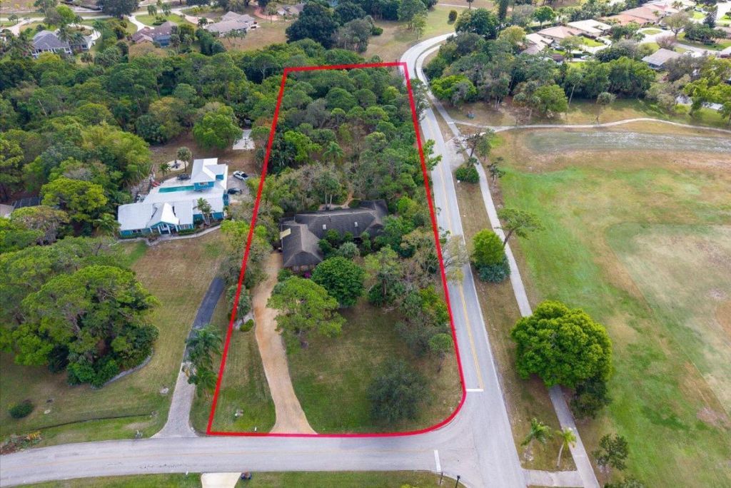 1995 SW Saint Andrews Drive, Palm City, FL 34990 Photo