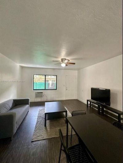 7035 Rue Granville, Miami Beach, FL 33141 Photo