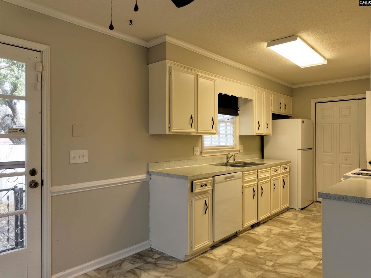 18 Bedford Court  Photo 15