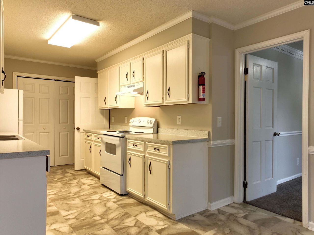 18 Bedford Court  Photo 16