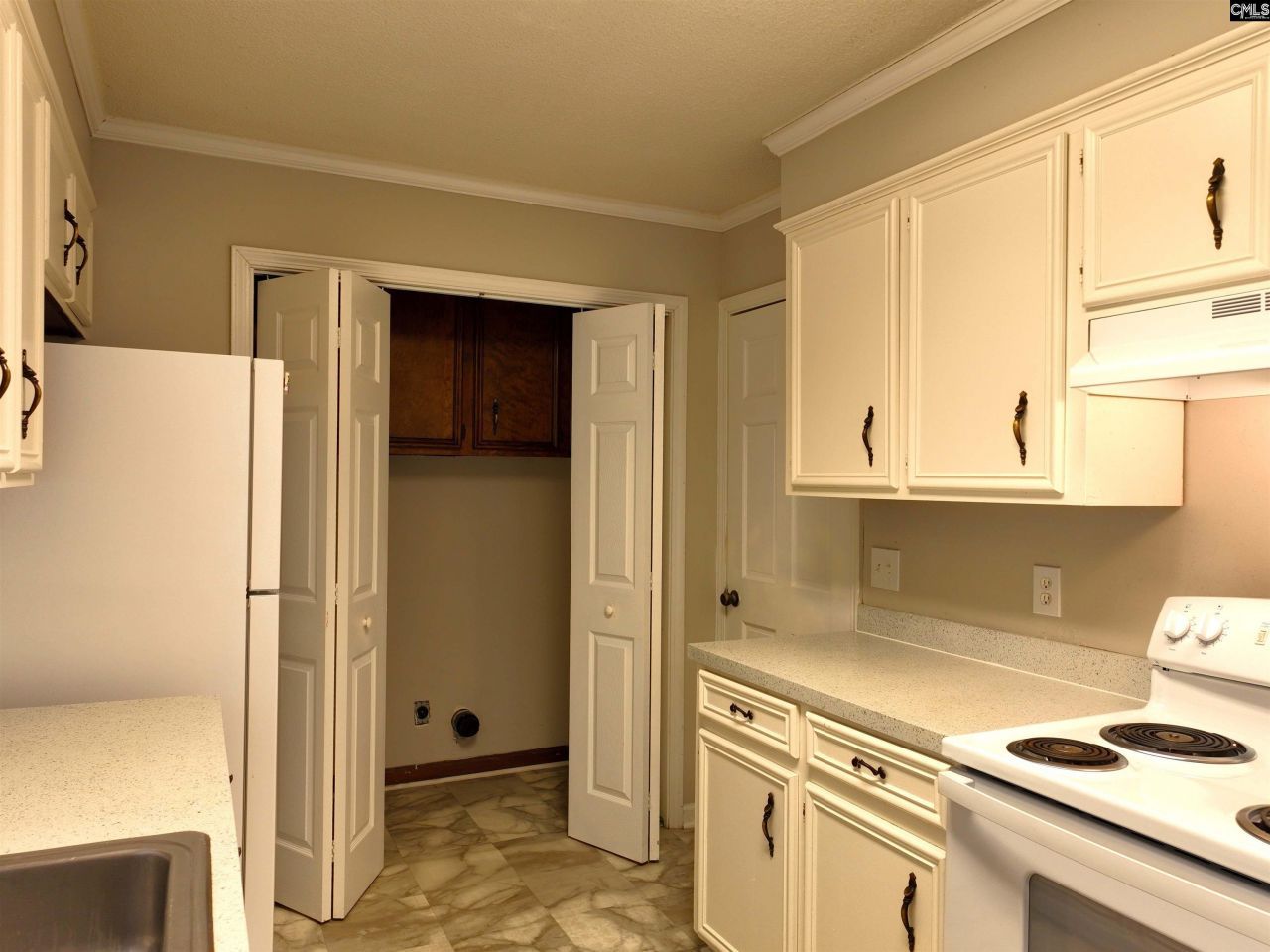 18 Bedford Court  Photo 17