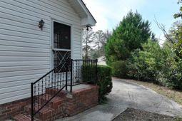 18 Bedford Court  photo 4