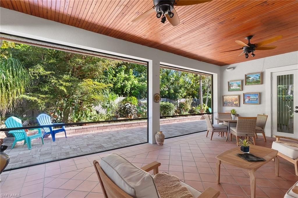4778 Europa Dr, Naples, FL 34105 Photo