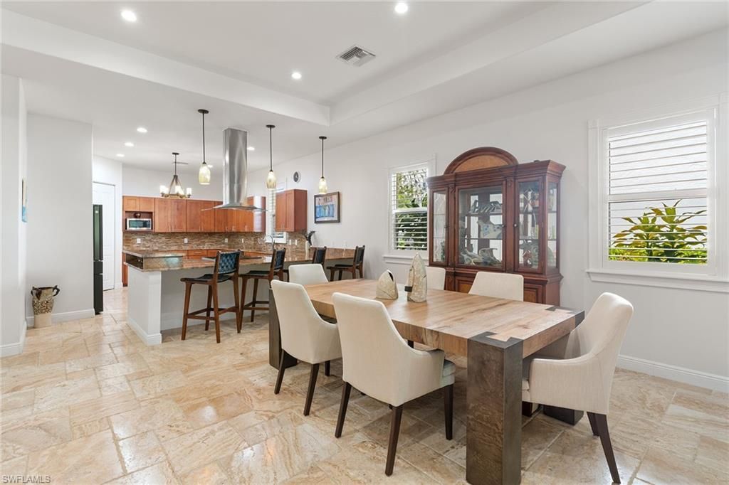 4778 Europa Dr, Naples, FL 34105 Photo