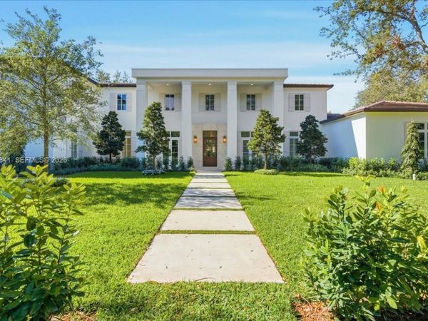 5940 SW 100th Ter, Pinecrest, FL 33156