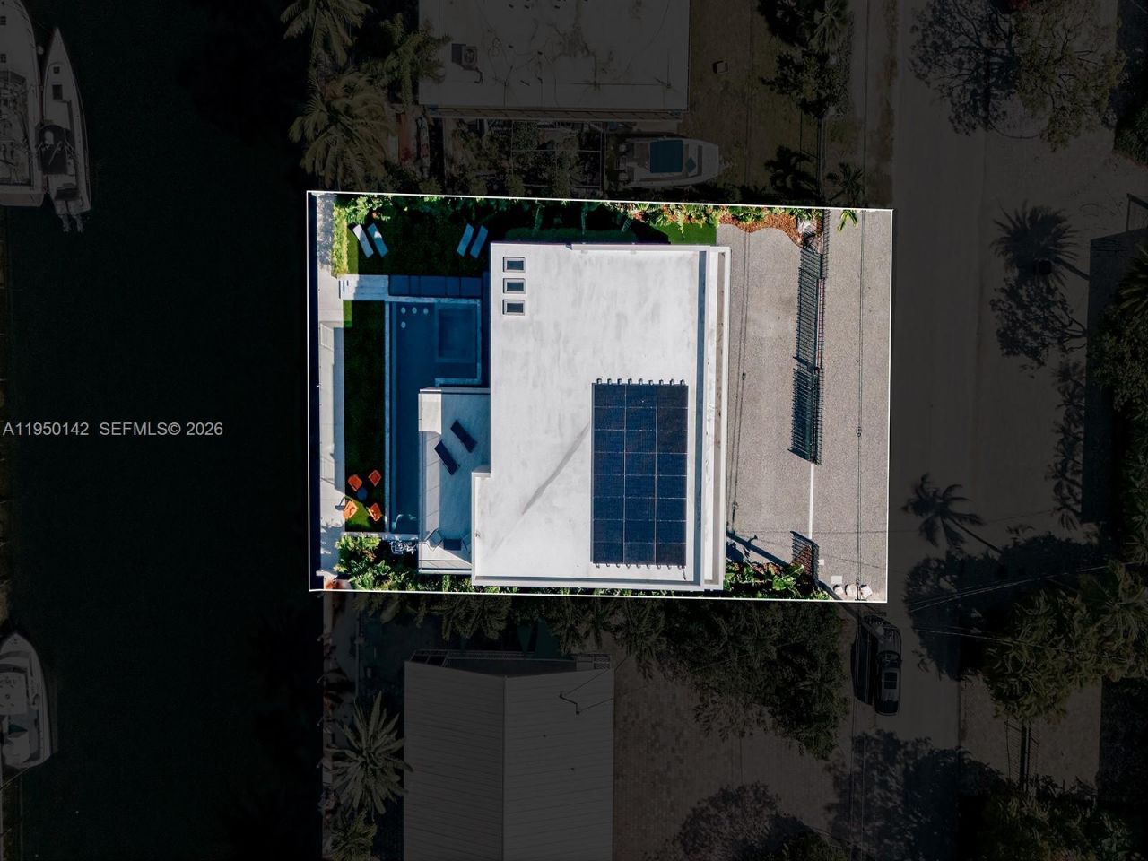 16 S Exuma Rd, Key Largo, FL 33037 Photo