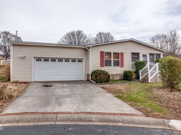 1214 Santa Anita Way, Sevierville, TN 37876