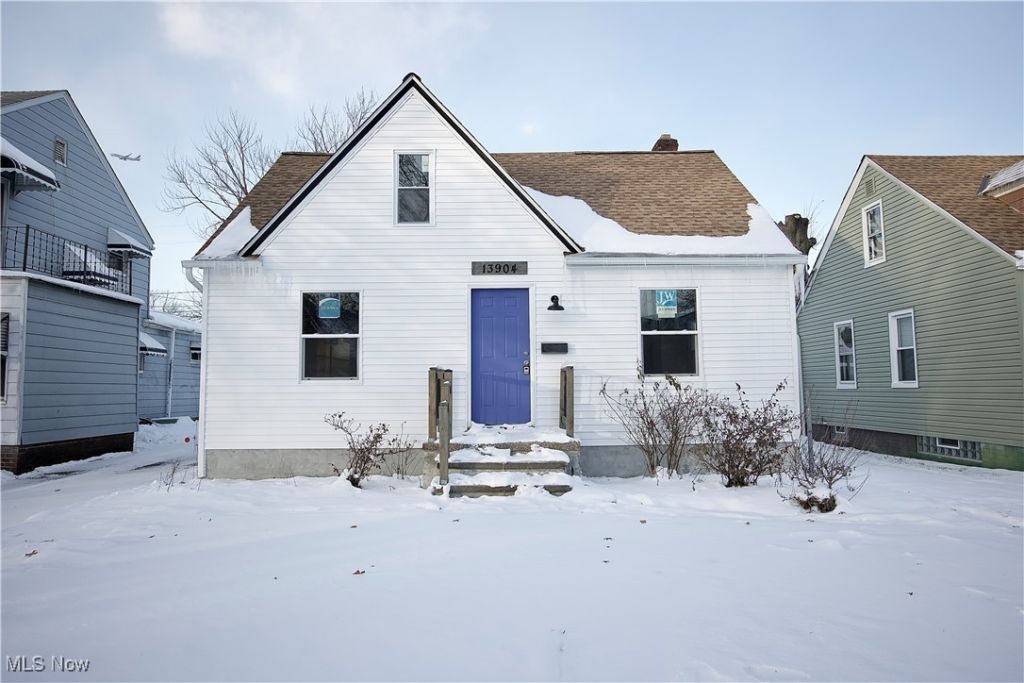13904 Highlandview Avenue, Cleveland, OH 44135 Main Photo