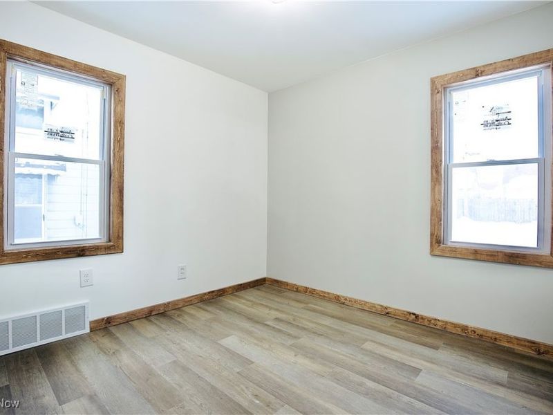 13904 Highlandview Avenue, Cleveland, OH 44135 Photo 18