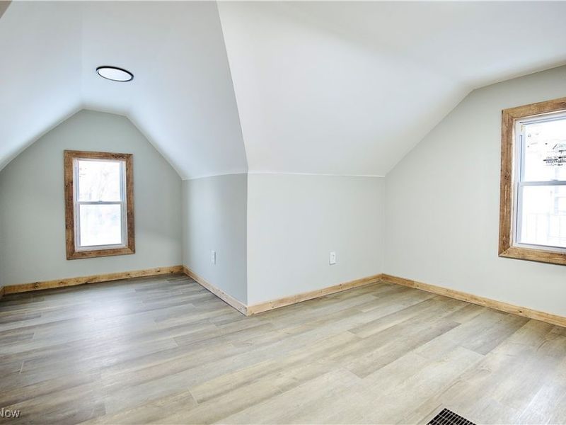 13904 Highlandview Avenue, Cleveland, OH 44135 Photo 23