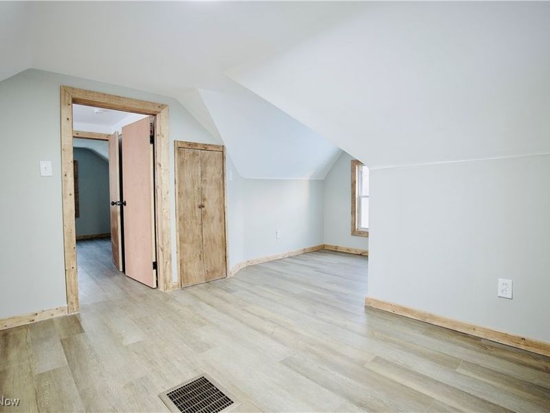 13904 Highlandview Avenue, Cleveland, OH 44135 Photo 24