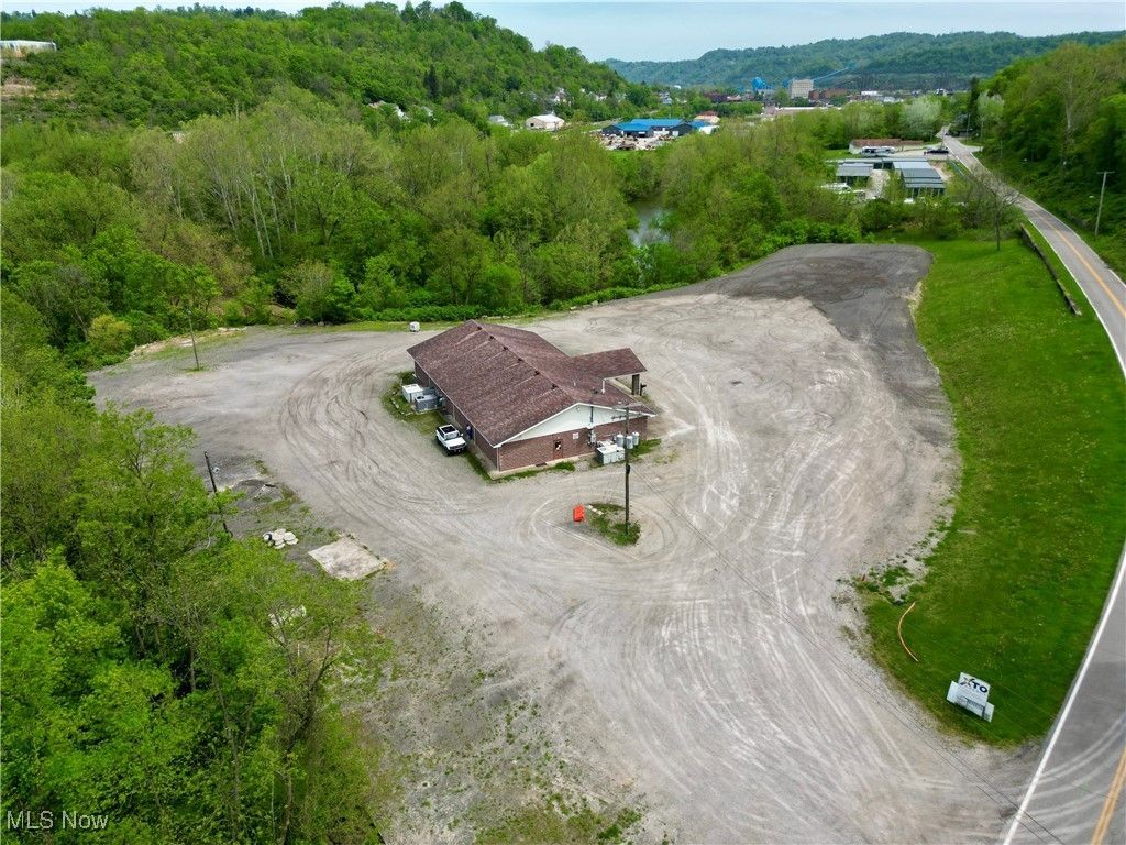 2358 W 23rd Street Bellaire, OH 43906