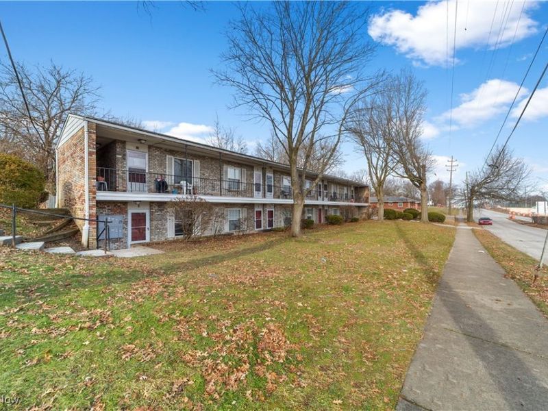 1757 S Arlington Street, Akron, OH 44306 Photo 18