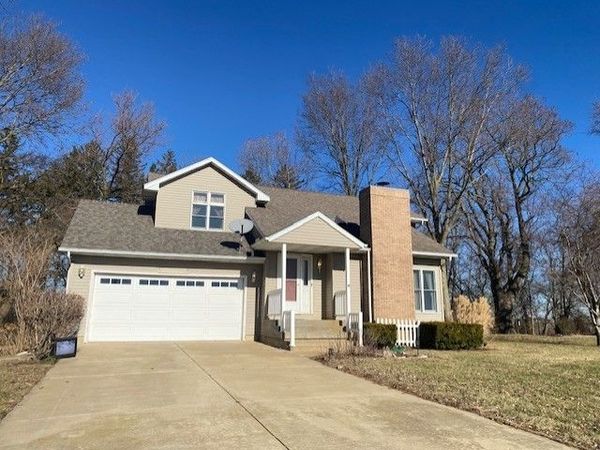 14068 N 400th Avenue, Mcnabb, IL 61335